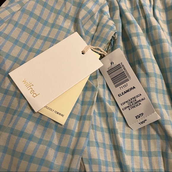 NWT | Wilfred Aritzia | Blue & Offwhite plaid crop top with long sleeves - Picture 5 of 9